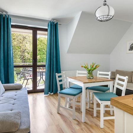 Morskie Apartamenty Przy Plazy Piamola Криниця-Морська Екстер'єр фото