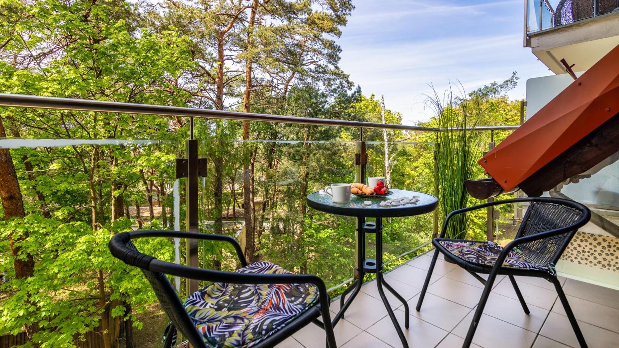 Morskie Apartamenty Przy Plazy Piamola Криниця-Морська Екстер'єр фото